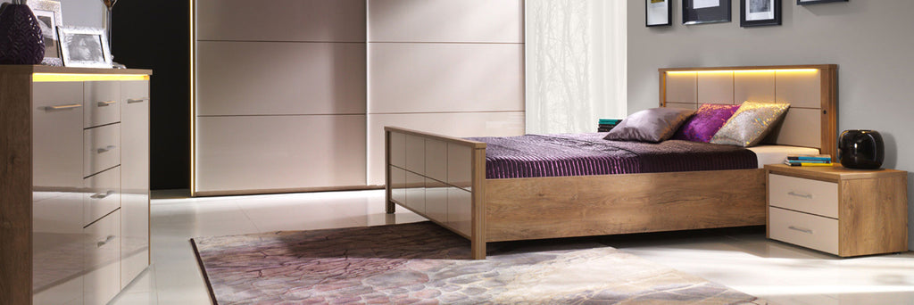 http://paramusmegafurniture.com/cdn/shop/collections/Modern_Bed_paramus_furniture_1024x.jpg?v=1540586338