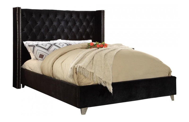 Cacia Black Bed