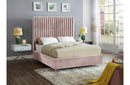 Daegan Pink Bed