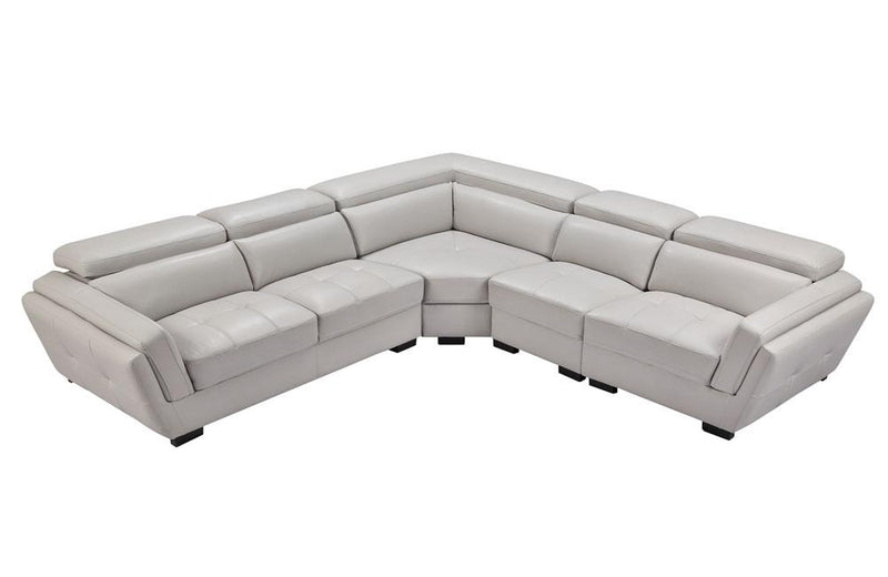 2566 Sectional Sofa