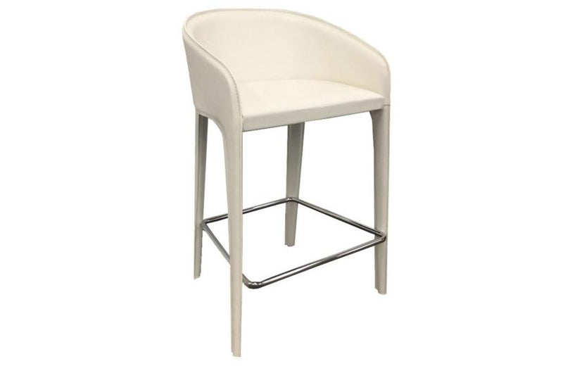 Louis Upholsterd Lounge Chair