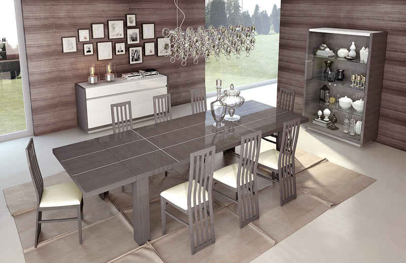 Mangano Dining Room Set