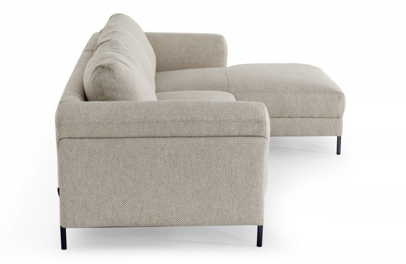 Hartford - Modern Sectional Sofa w Right Facing Chaise