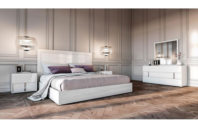 Nicla Italian Modern White Bedroom Set