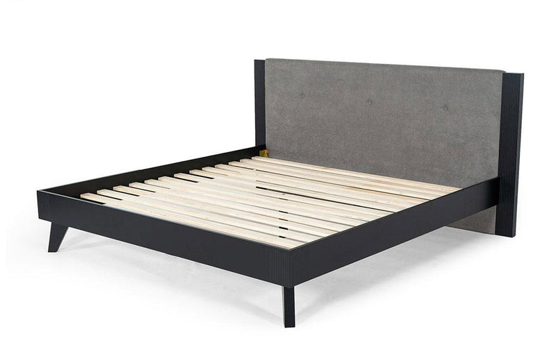Panther Contemporary Gray & Black Bed
