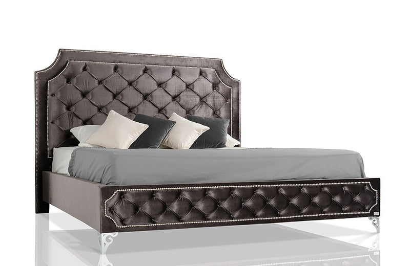 Modrest Leilah Transitional Tufted Fabric Bed without Crystals